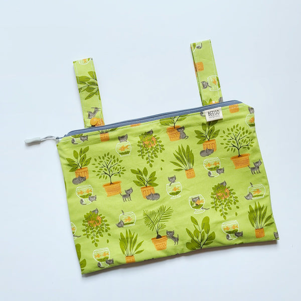 WONKY Mobility Bag (Wet Bag) - Green Cats