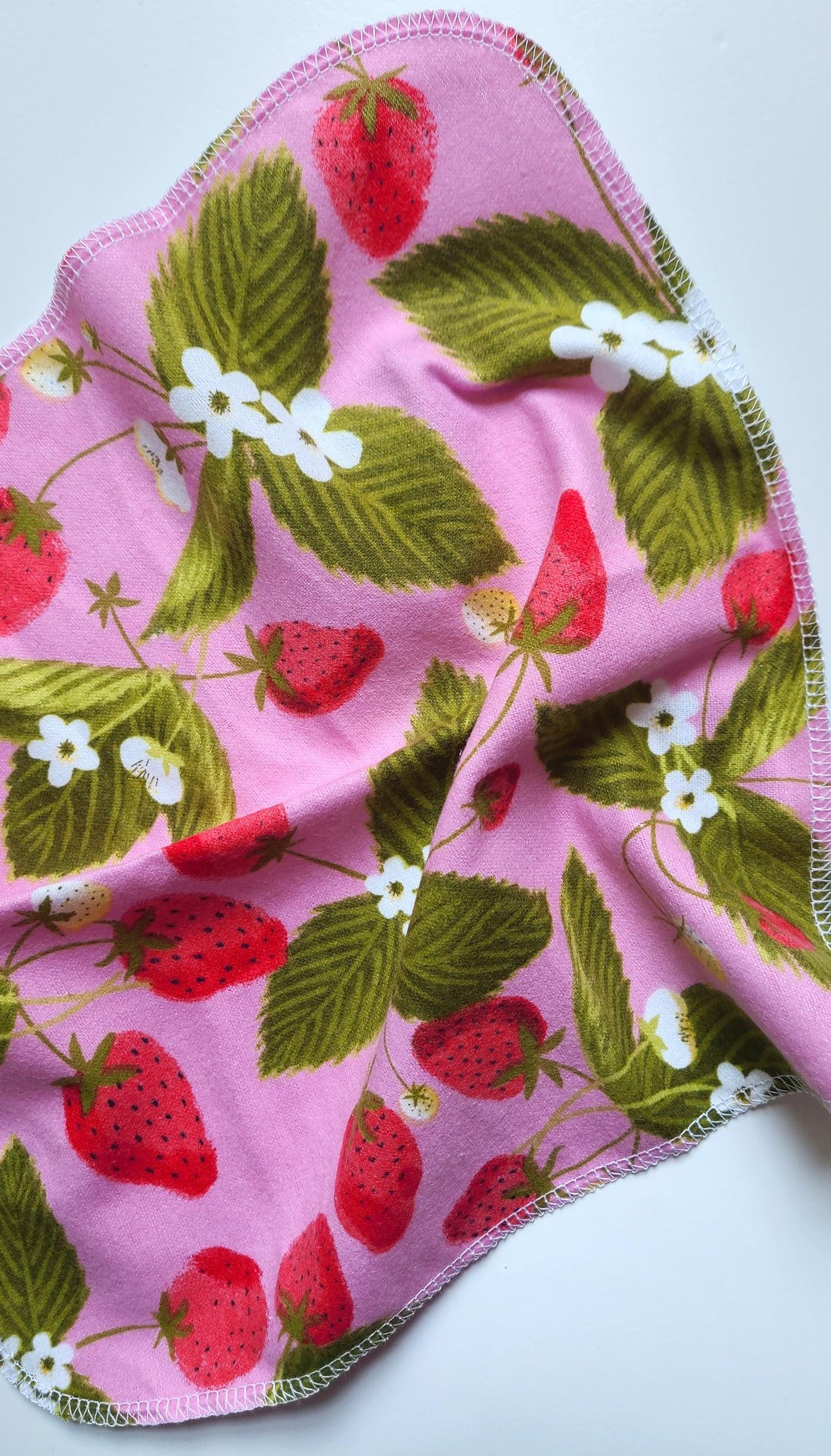 Strawberry Bunch Paperless Towel