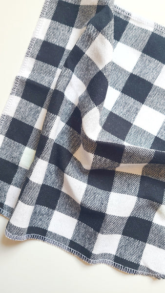 Black and White Buffalo Plaid Paperless Towel