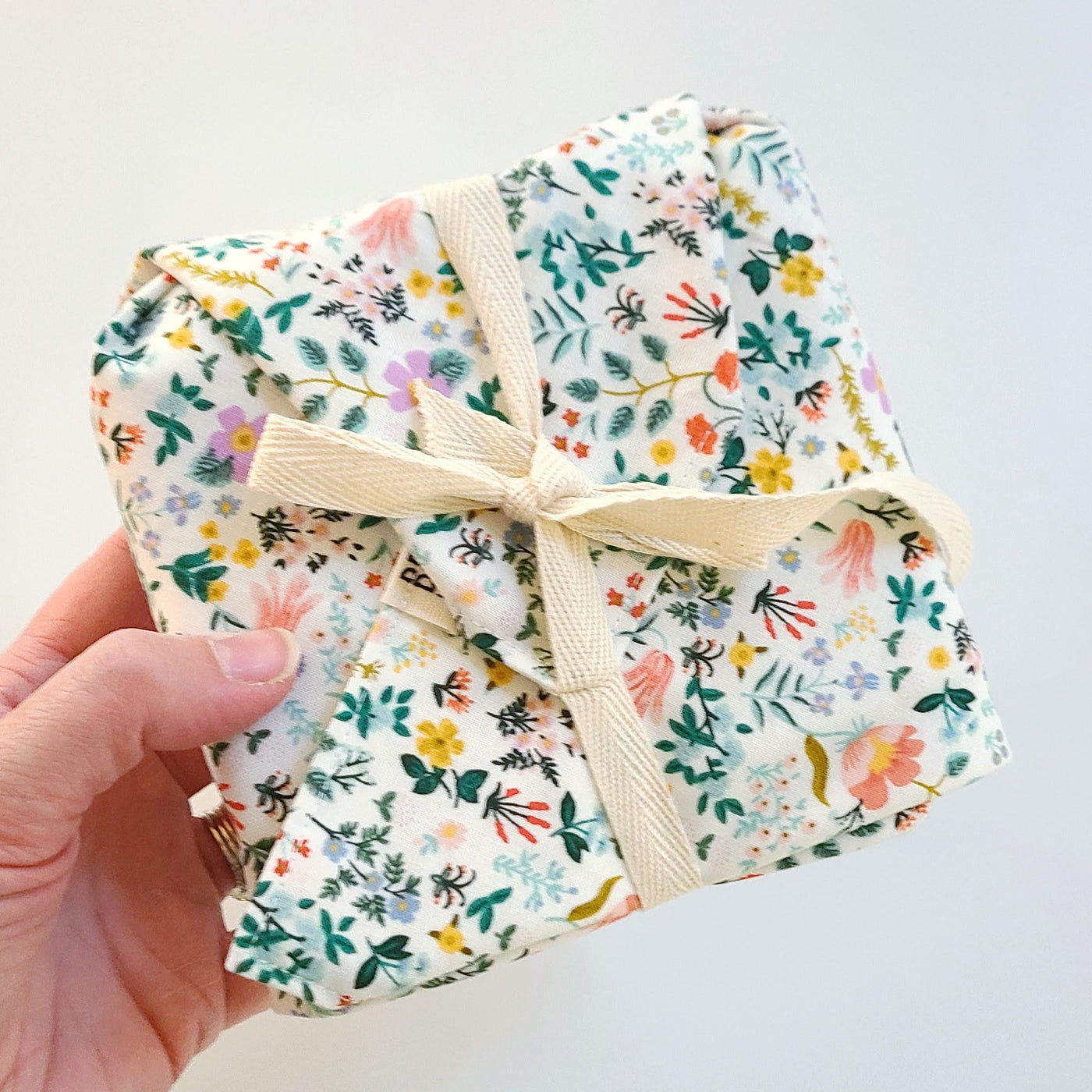 White Dainty Floral Sandwich Wrap