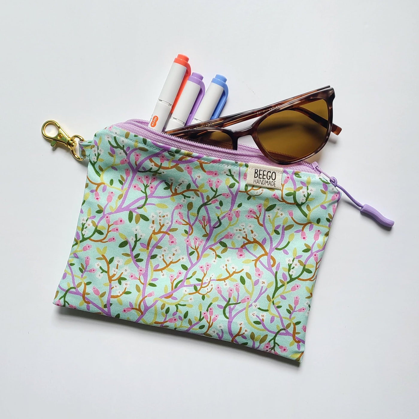 Leafy Vines Clip-On Pouch
